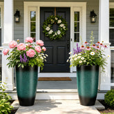 AUTO DAYA front-facing planter set showing modern curb appeal and easy styling