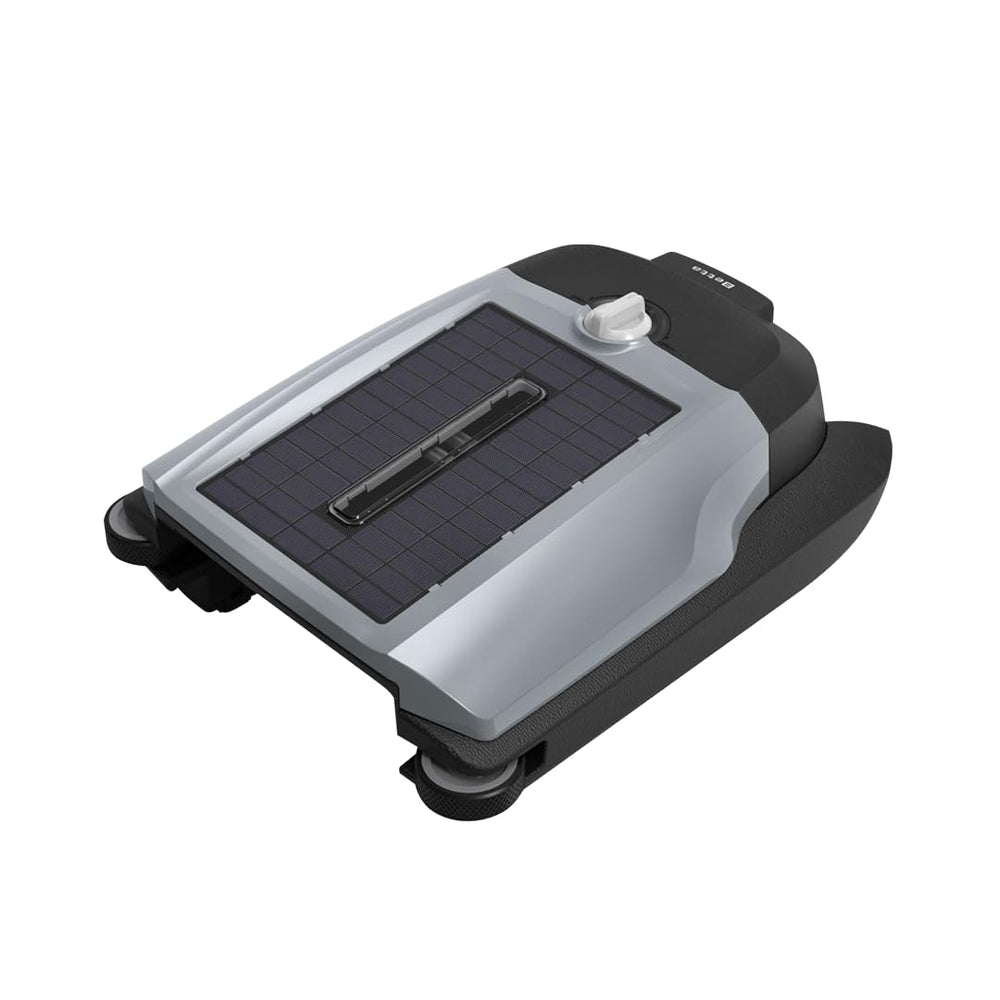 Betta Flex front view showing floating cordless skimmer and clean surface benefit