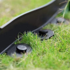 DasTior edging installed on curved path showing clean, defined borders