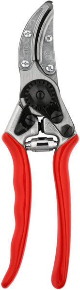 FELCO 100 front view showing blade and jaws with precise grip benefit