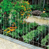 FOREHOGAR front view of full assembled white garden border fence showing clean edge benefit
