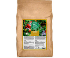 Gaia Green 10 kg bag front packaging showing product name and balanced nutrients