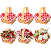 Geelin front packaging showing six mini wood baskets and napkins, attractive presentation