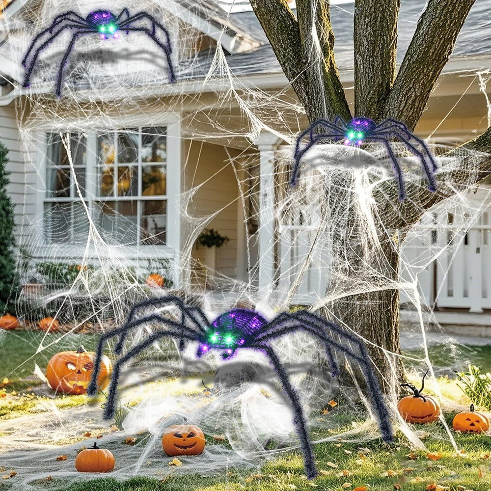HOYECHI front view of three spiders highlighting yard impact