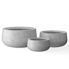 Kante front view of three pale gray planters showing shape and finish, modern appeal