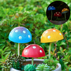 KIKTOP close-up of painted mushroom cap shows durable texture