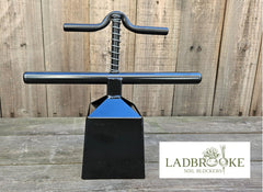 Ladbrooke Maxi side profile highlighting ergonomic handle and sturdy build benefit