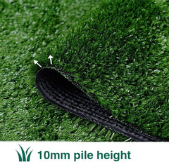 LITA close-up of 0.4 inch pile texture showing soft realistic grass feel