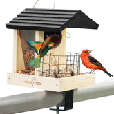 MIXXIDEA feeder mounted on railing showing stable clamp and quick installation benefit