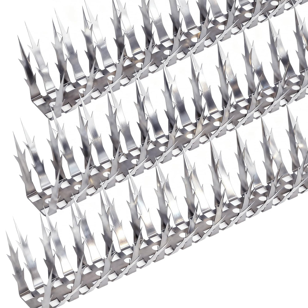 Quunoot front view of spike pack showing length and contents for durable protection