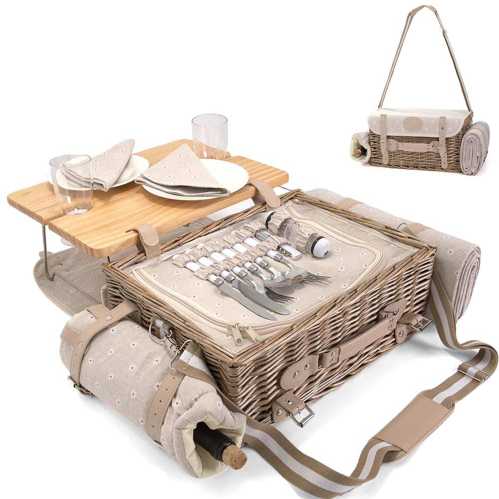 SatisInside front view of wicker picnic basket showing handle and straps, easy transport benefit