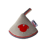 STAUB knob mitten front view showing shape and fit benefit protection
