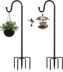 ToyHotels shepherd hook front view showing slim profile and green finish, improves yard appeal