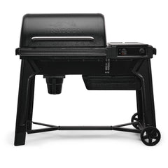 Traeger Woodridge front view showing full cooking area and sturdy cart, highlights capacity