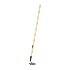 Truper welded garden hoe front view showing full 48-inch handle for better reach