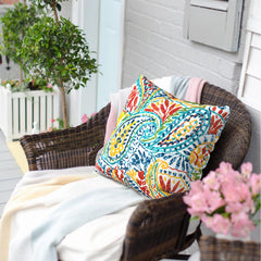 TWLEAR close-up of polyester fabric texture highlighting fade resistance benefit