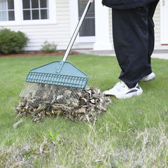 YEELOR closeup of 17-inch rake head showing wide coverage for efficient raking