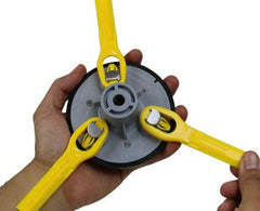 1-2-trim quick-release mechanism close-up for fast switching