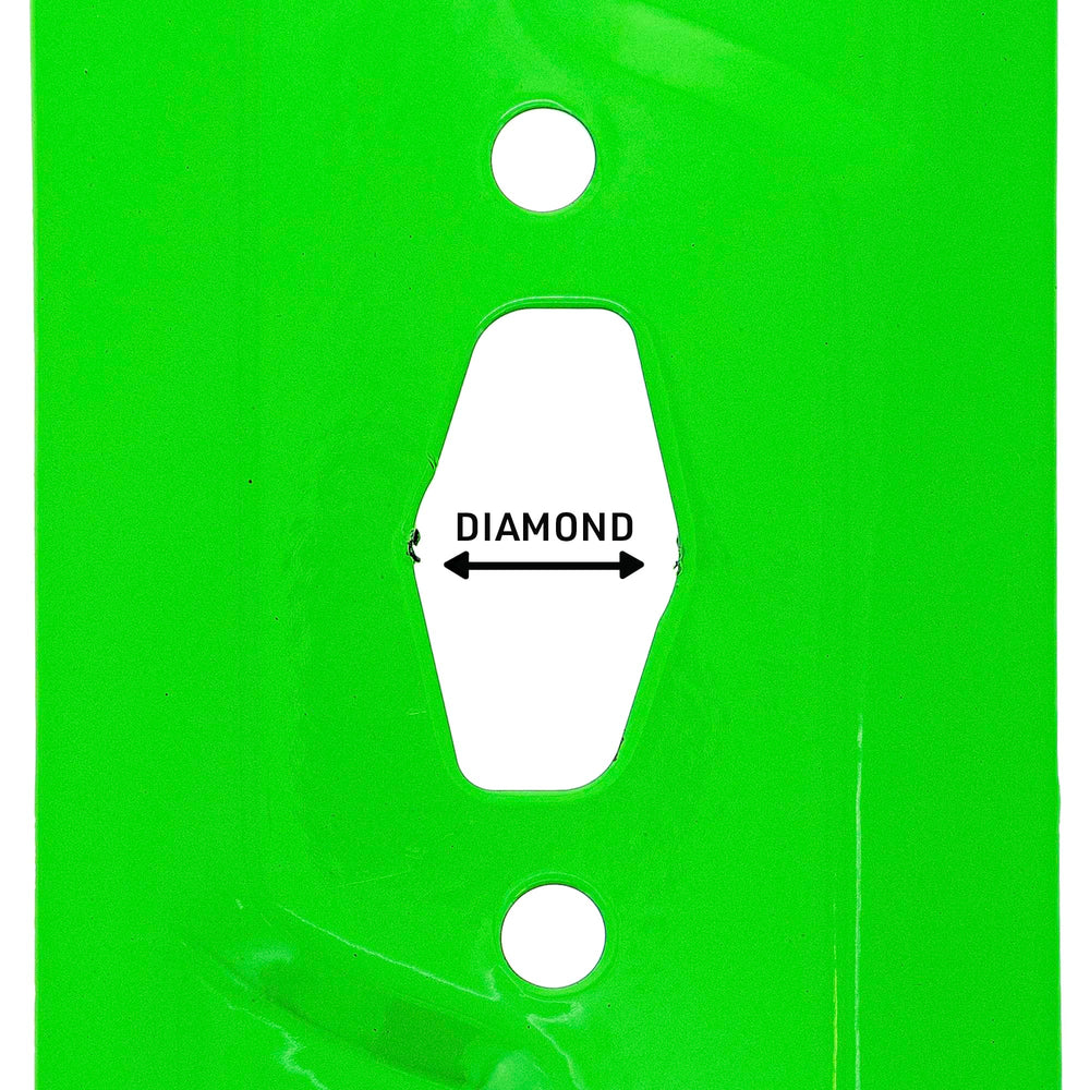 8TEN diamond center hole detail fitting S-pattern spindle for secure mount