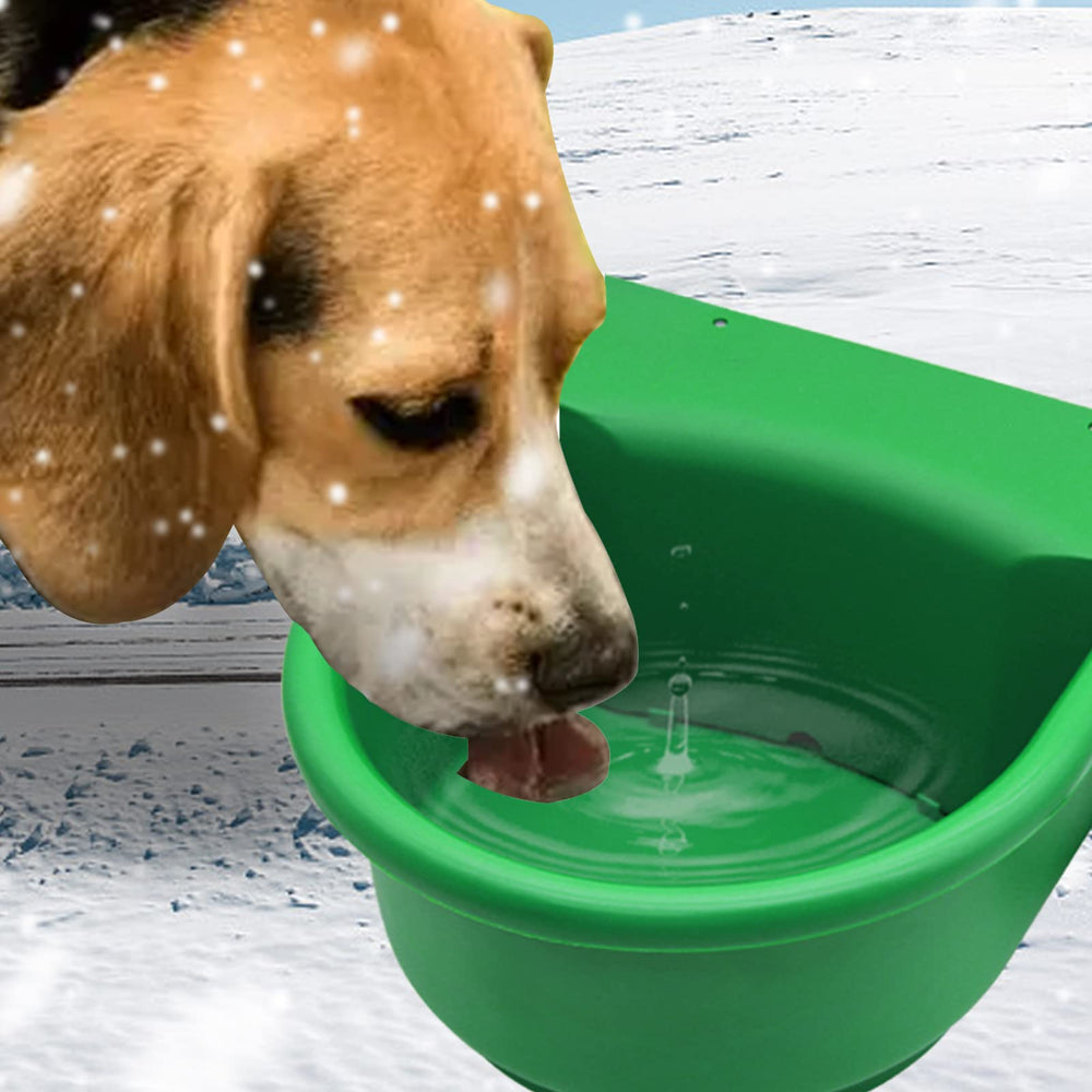 Abustle pig installed in a stable providing always-available warm drinking water