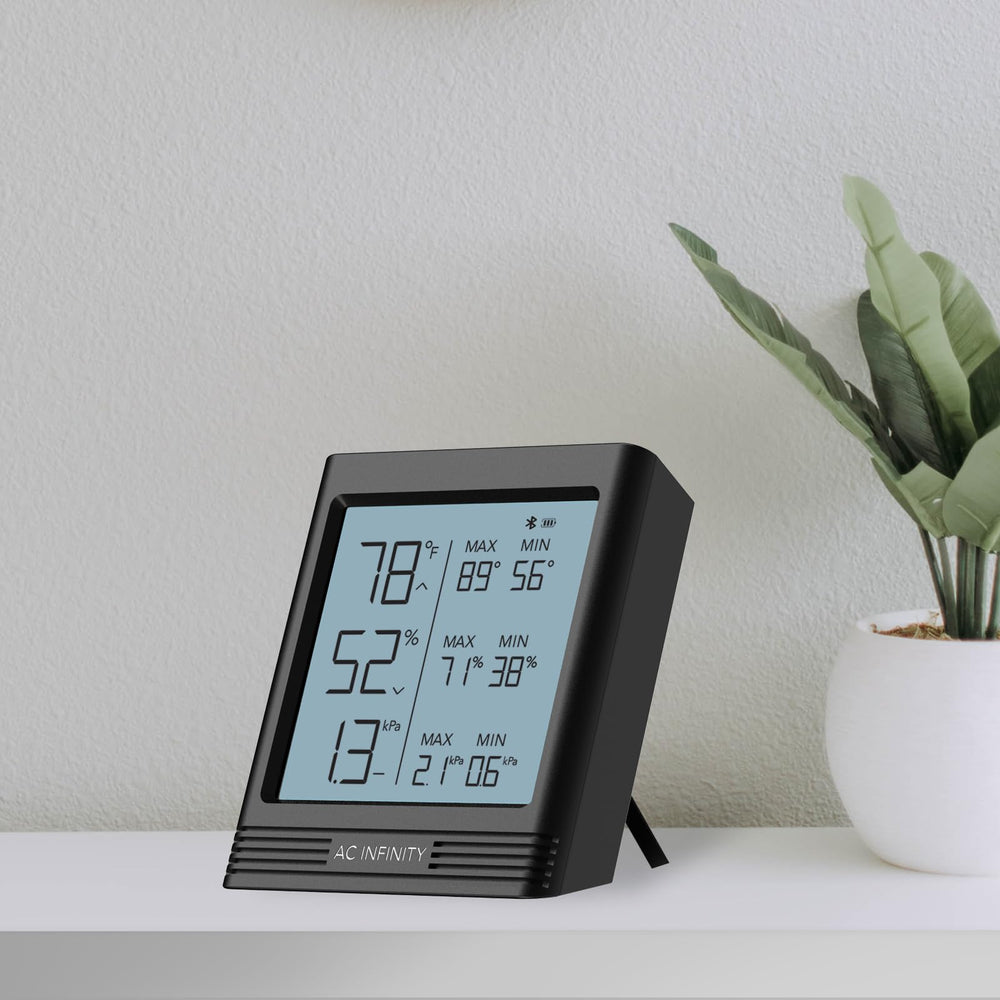 AC Infinity B1 paired with app showing graphs and CSV export, simplifies data tracking