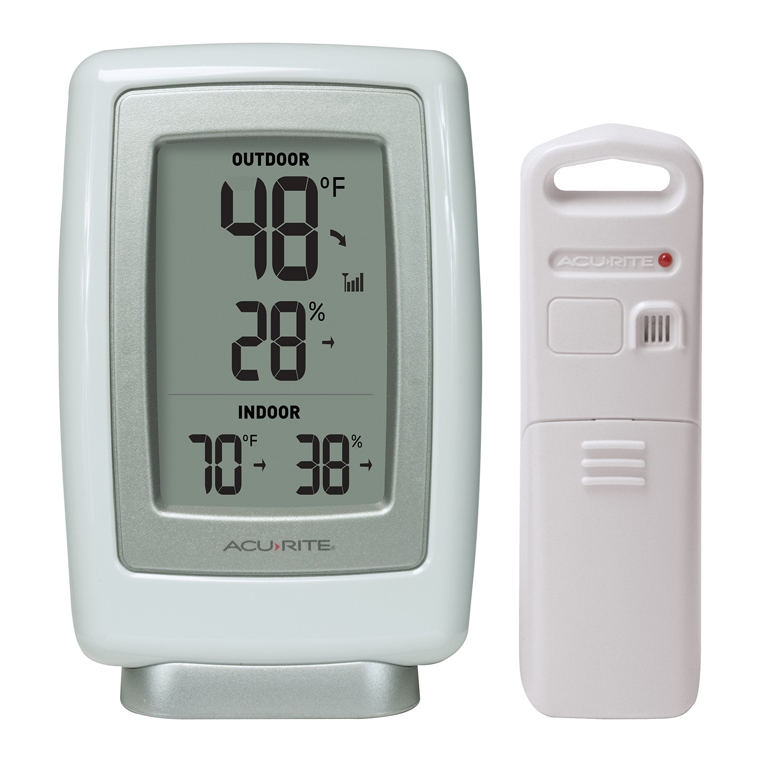 AcuRite front display showing indoor and outdoor temperature and humidity for quick reading