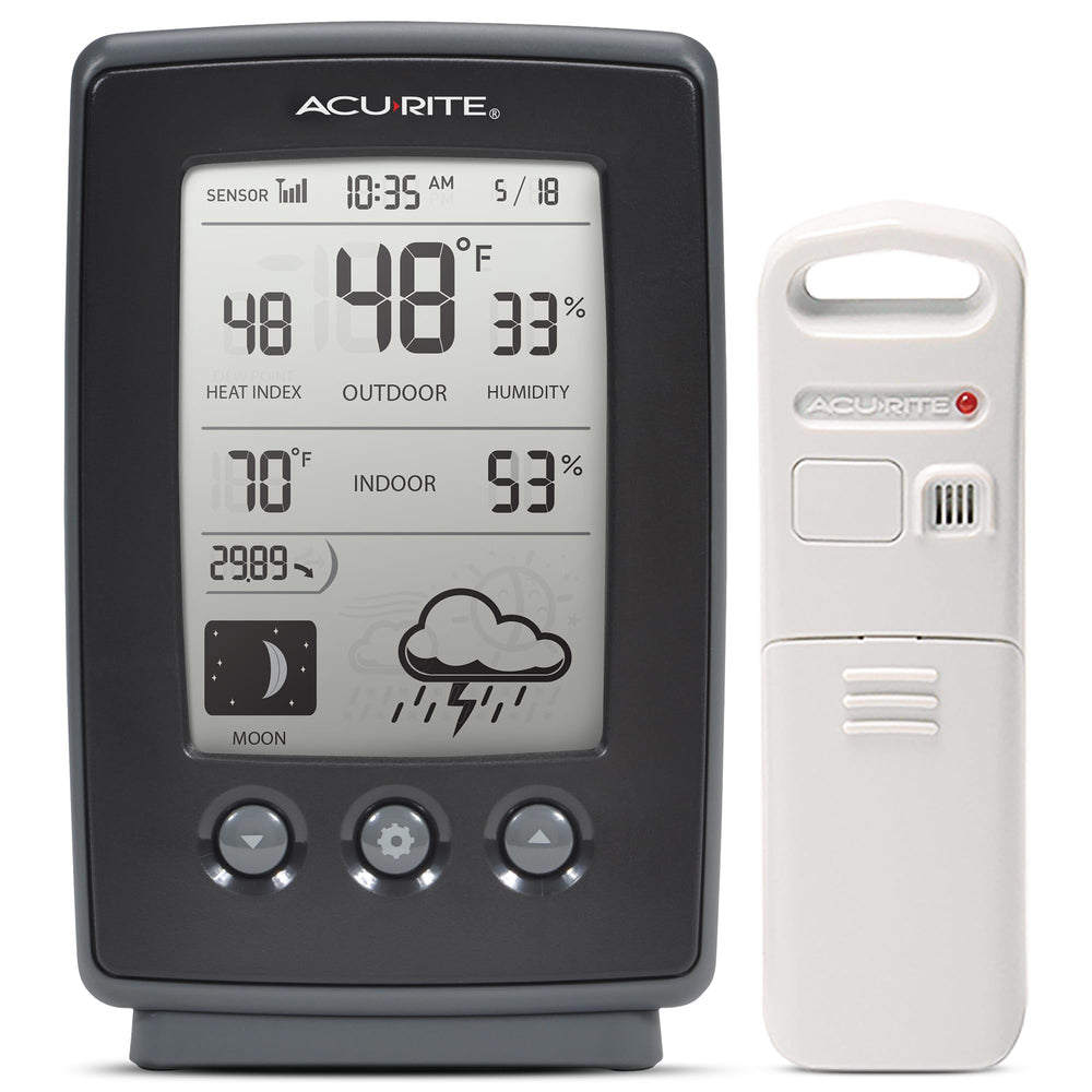 AcuRite front display showing temperature and humidity for quick decisions