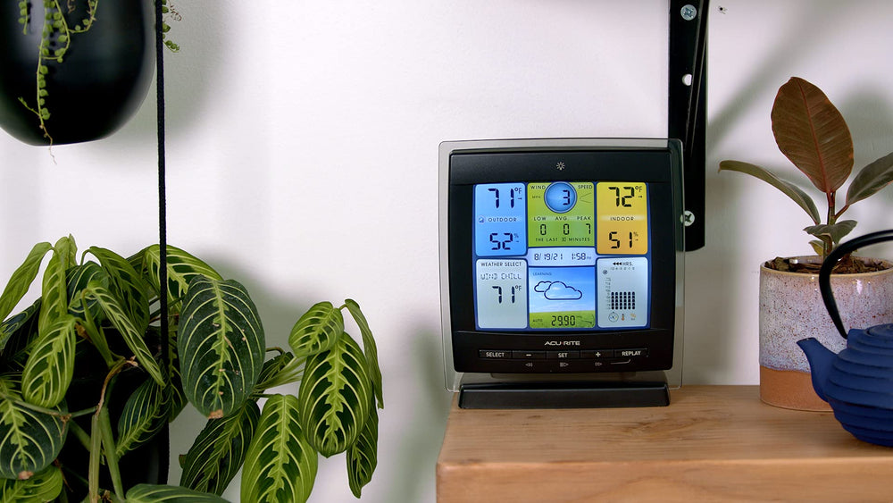 AcuRite Notos illuminated display demonstrating adjustable brightness for night use
