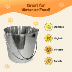 Advance Pet Products close-up of flat side demonstrating snug fit to crate walls and spill reduction