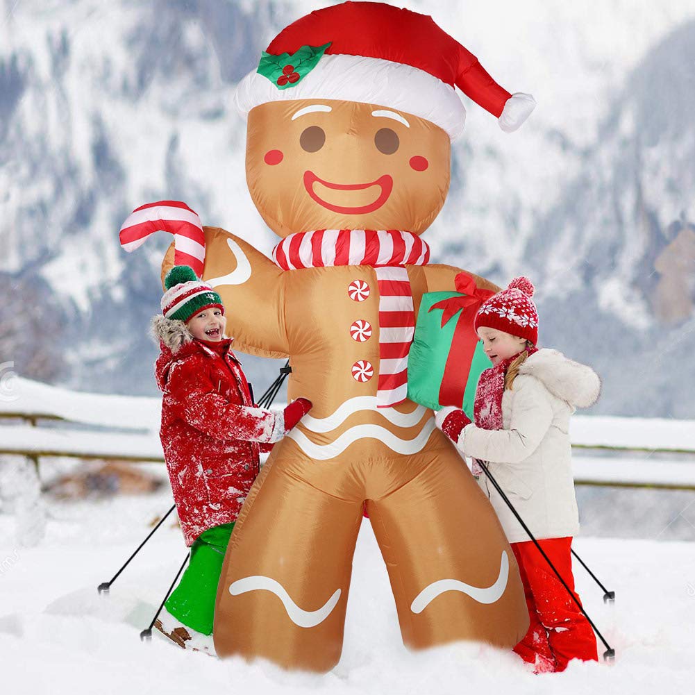 AerWo family lawn display showing holiday atmosphere and guest enjoyment