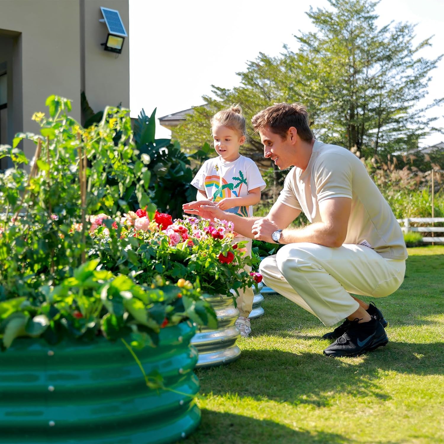 AHEONLAR filled bed with vegetables illustrating efficient planting capacity
