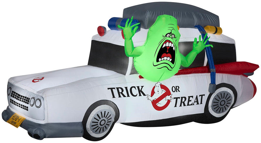 Airblown Ecto-1 front view showing full car and Slimer for standout yard display