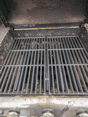 AJinTeby cast iron grate sear detail delivering superior heat retention