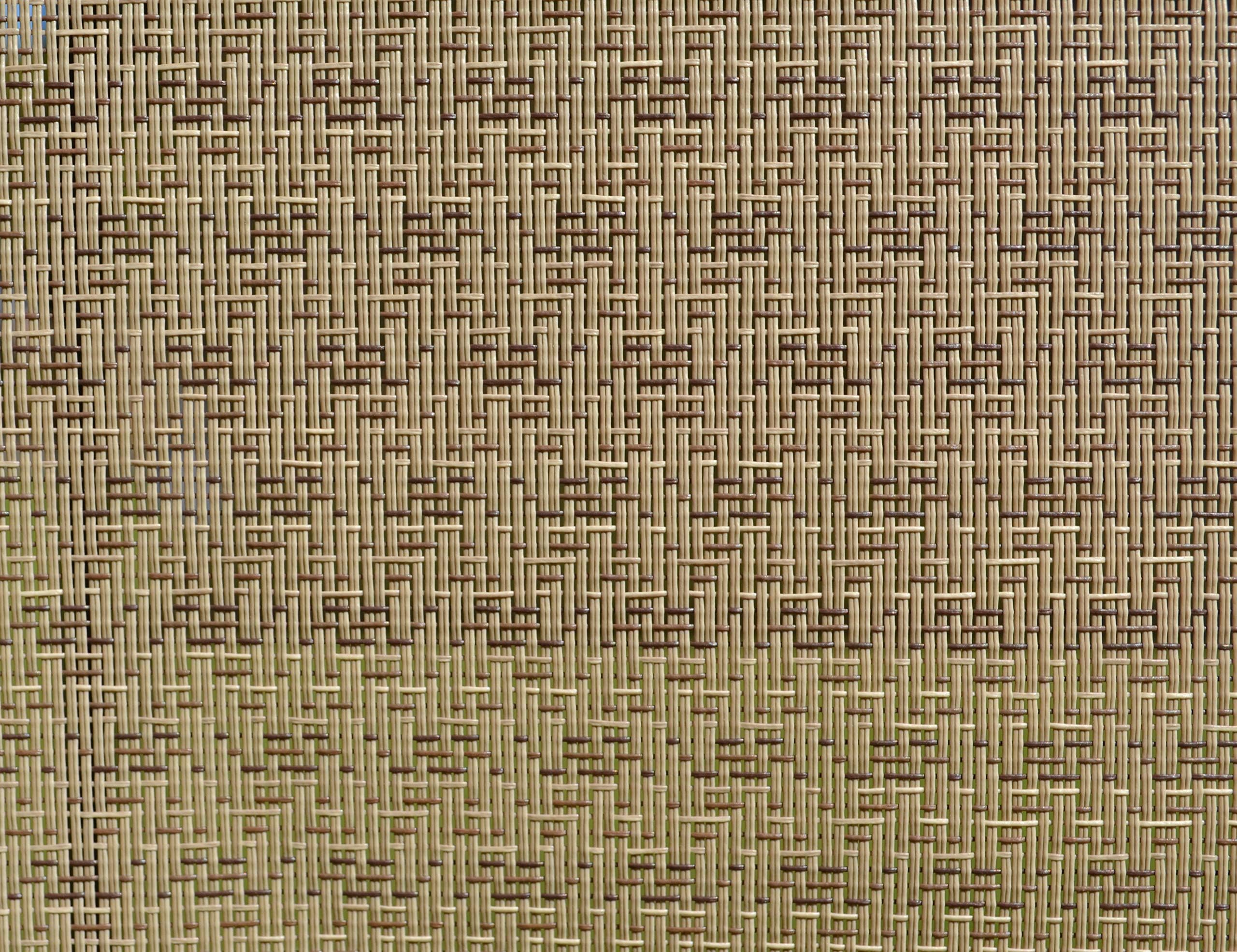 ALISUN detail of canopy ties and size markings for secure fit benefit