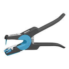 Allflex UTT3S close-up of anti-fall needle showing precise tag placement benefit