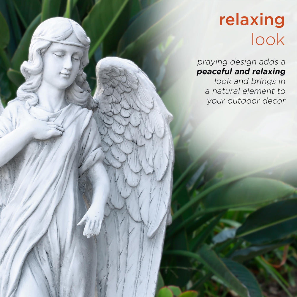 Alpine Corporation close-up of angel face conveying calm expression and charm