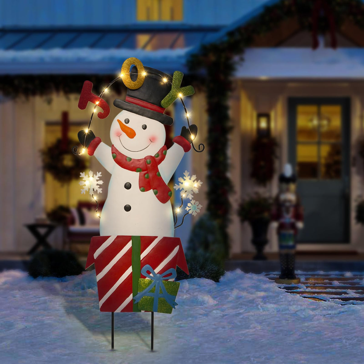 amadecohome snowman stake front view showing festive shape and instant curb appeal