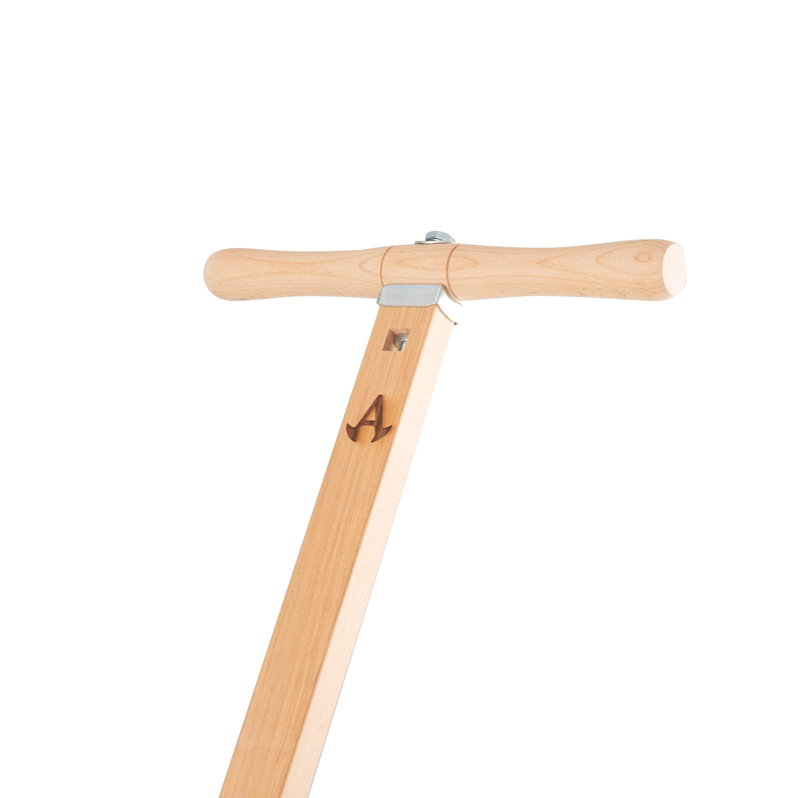 American Lawn Mower Company wooden upper handle detail for comfortable control benefit