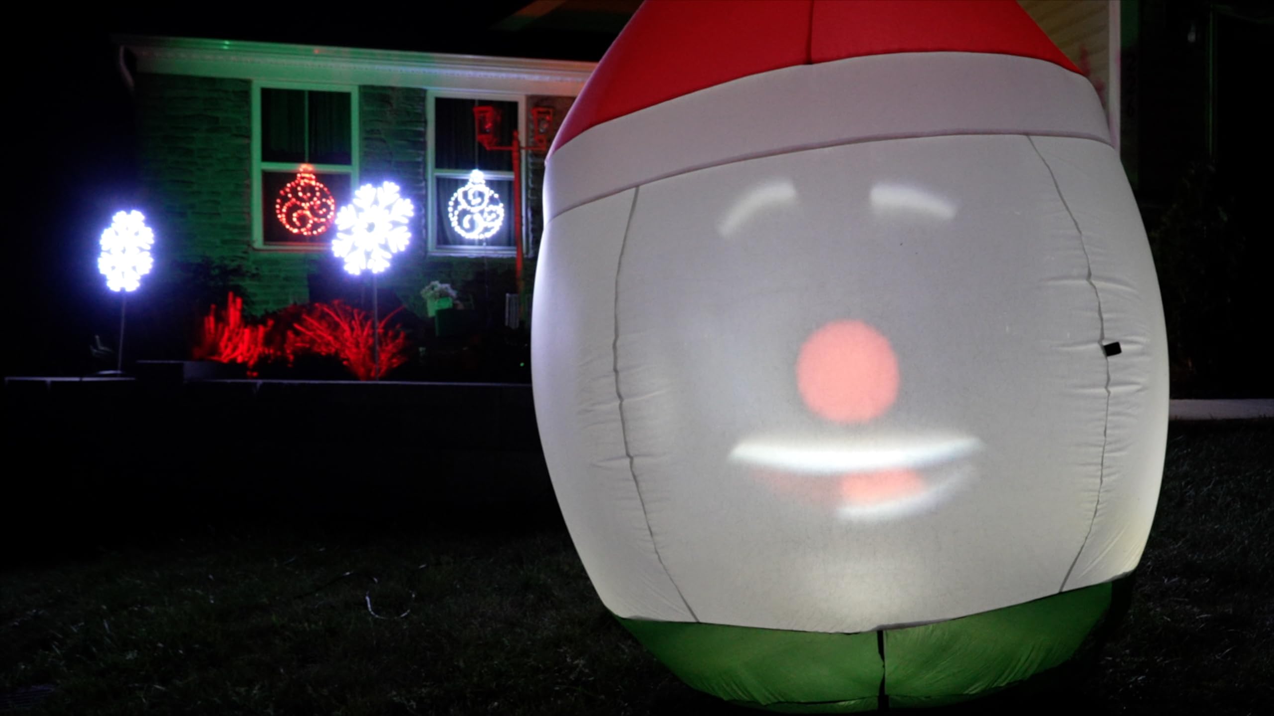 ANIMAT3D inflated Mr. Chill in a yard during daytime demonstrating easy outdoor placement