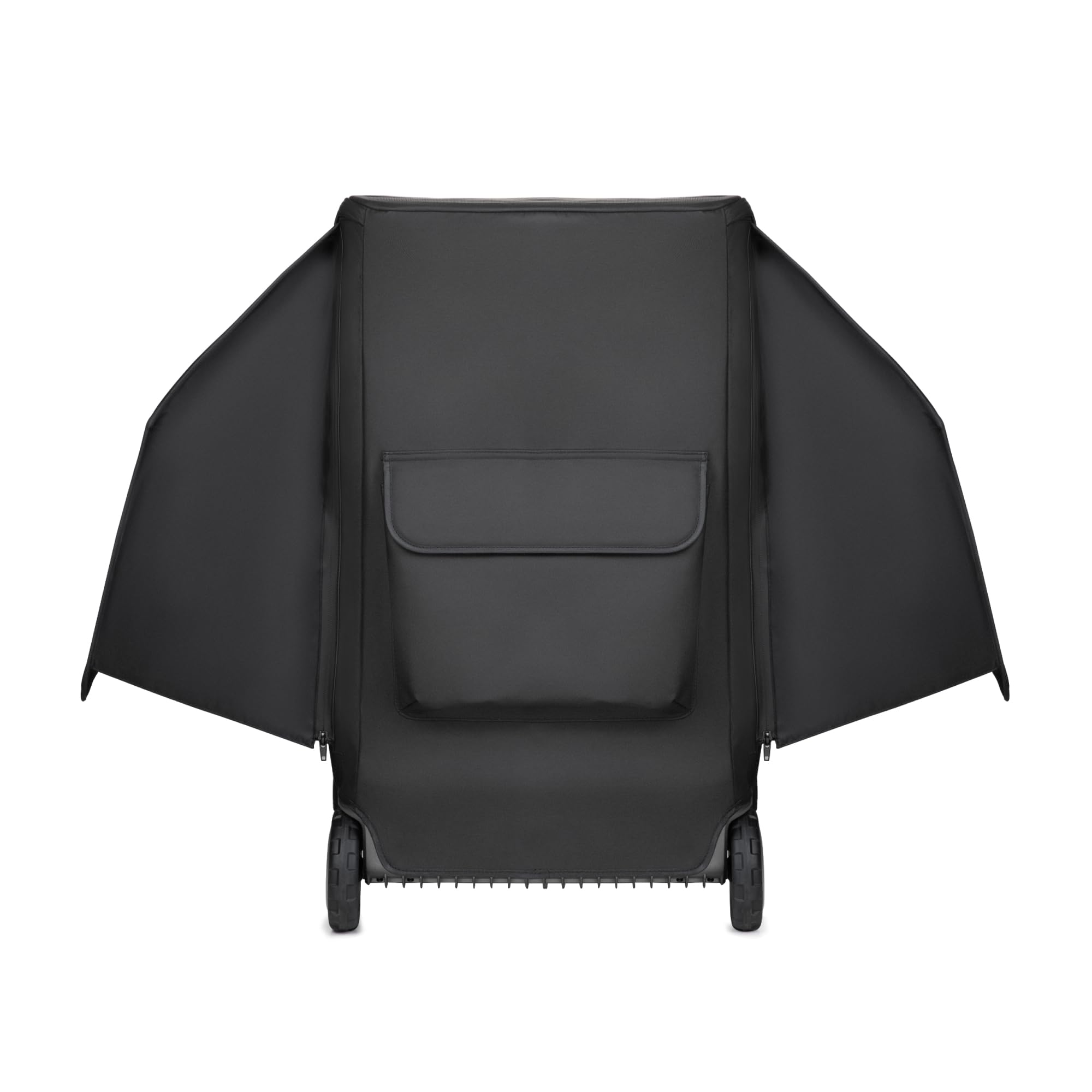 Anker SOLIX cover on power station in outdoors showing transport protection benefit