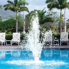 Aqua Select close-up of three-tier detail highlighting water flow effect