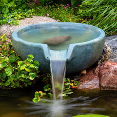 Aquascape Spillway Bowl rim close-up highlighting smooth overflow edge and adjustable water flow benefit