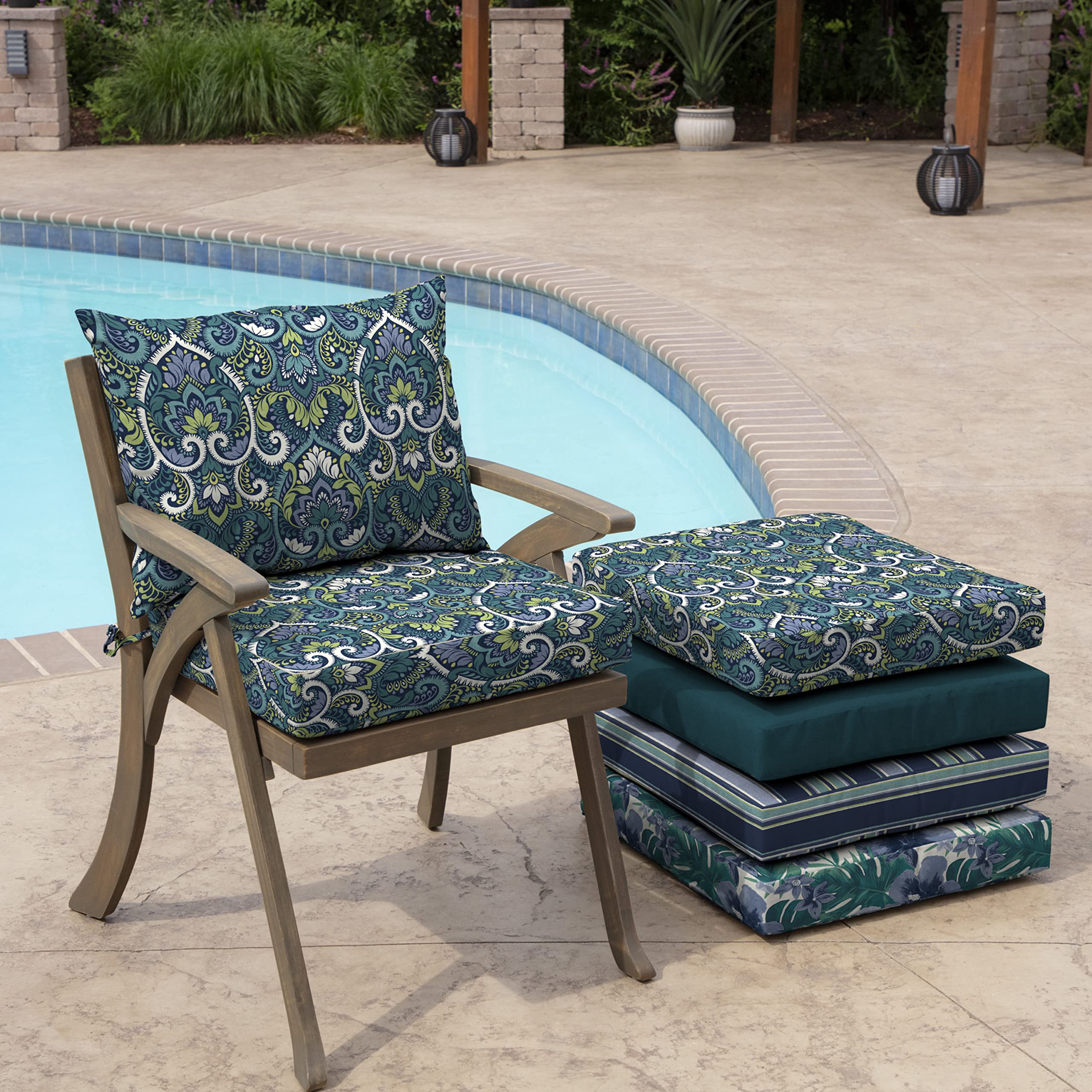 Arden Selections two-piece set on patio dining set showing coordinated styling benefit