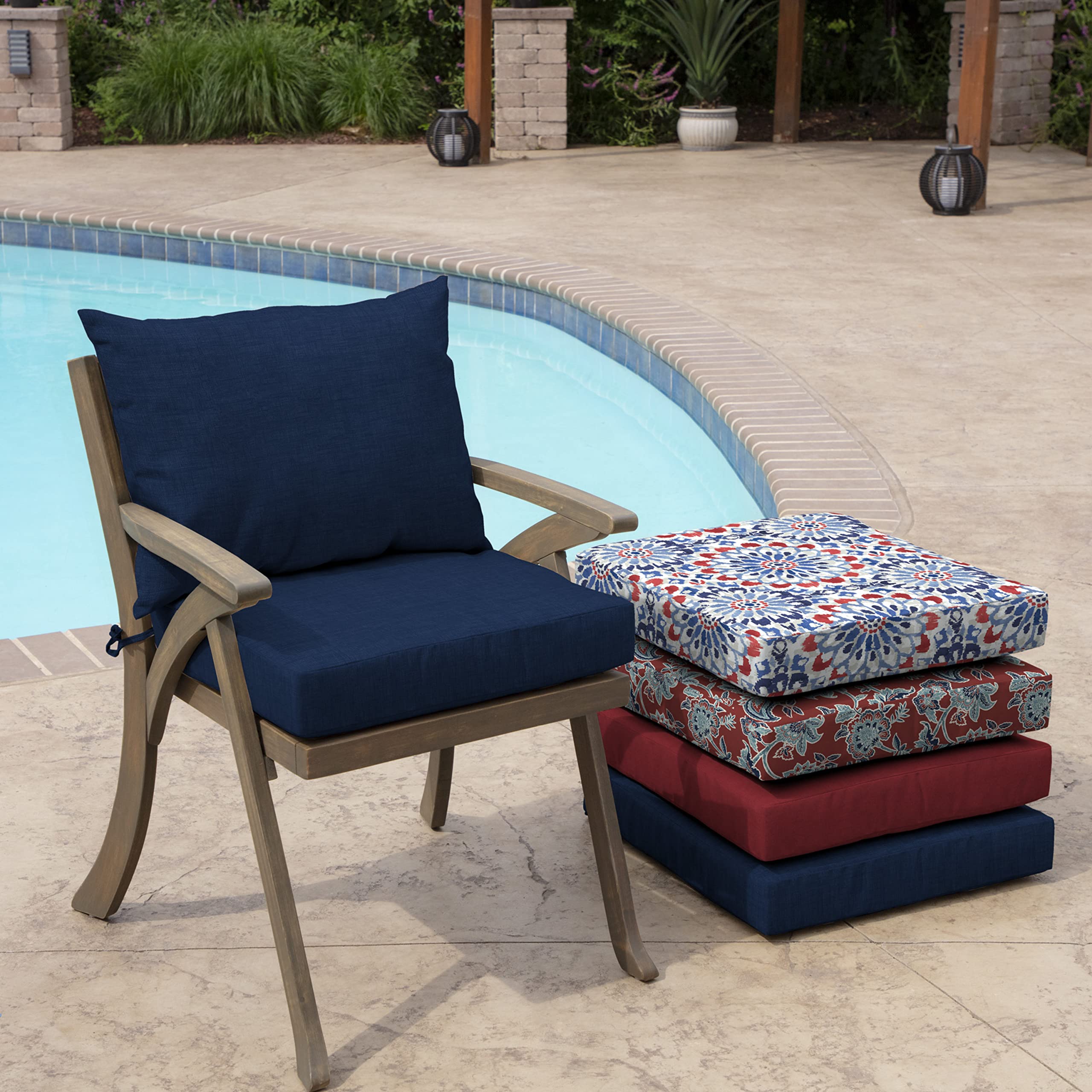 Arden Selections Leala on outdoor dining chair showing fit and practical use
