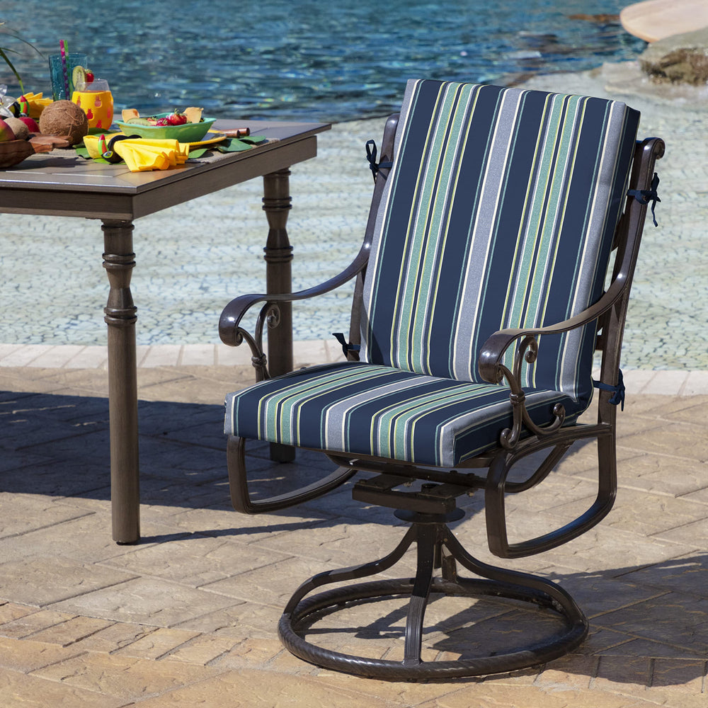 Arden Selections back panel with ties and secure fit benefit