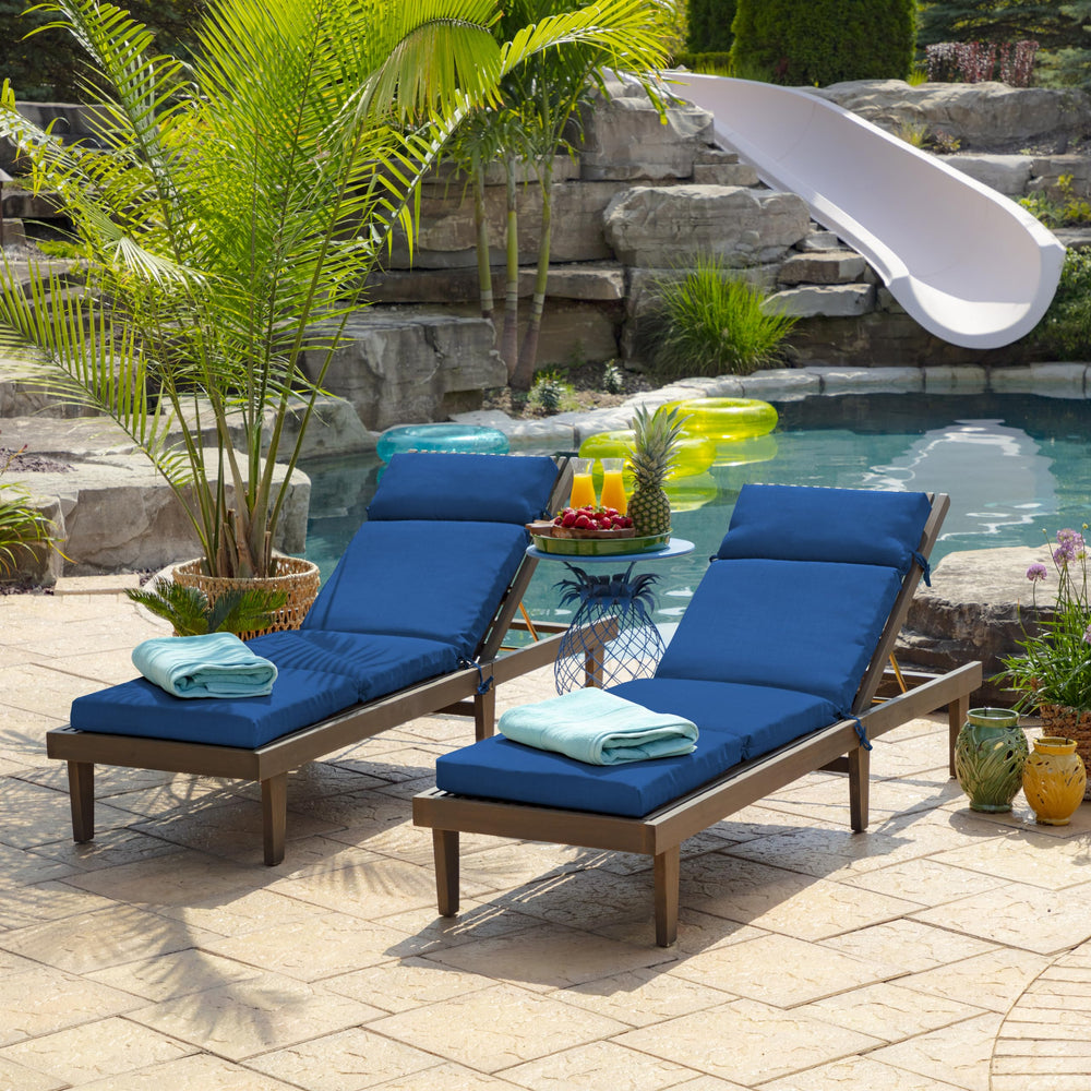 Arden Selections cushion shedding water droplets to show weather resistance
