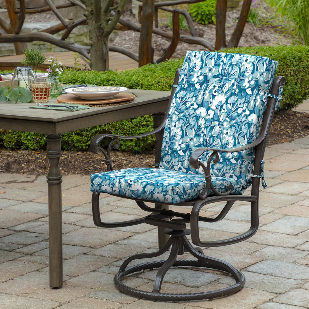 Arden Selections close-up of polyester fabric texture highlighting durable, fade-resistant weave