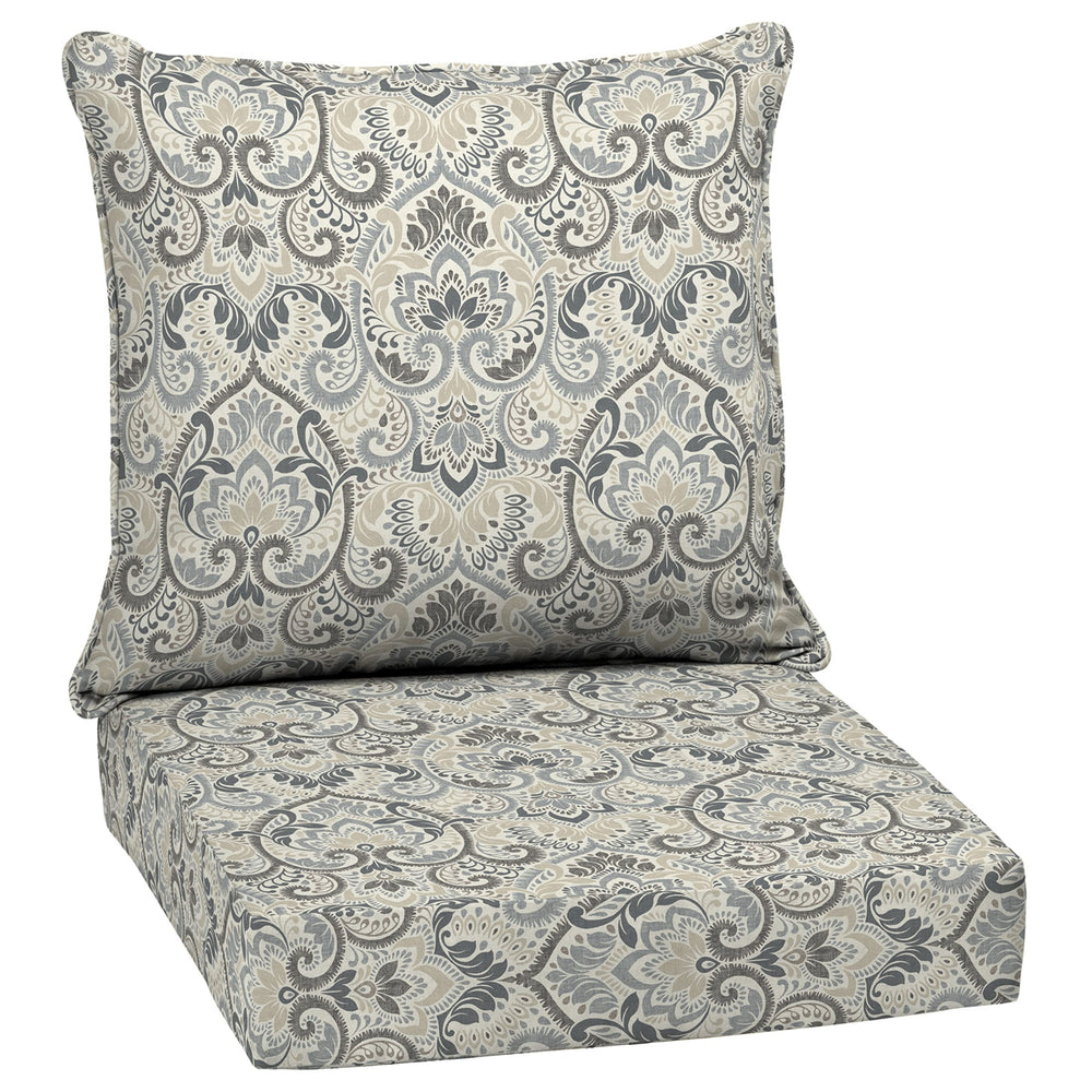 Arden Selections front view showing neutral damask cushions and coordinated look
