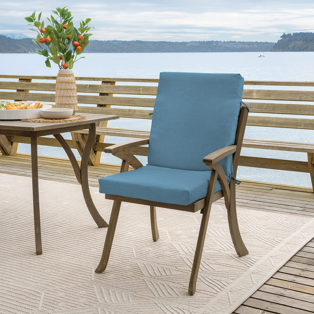 Arden Selections close view of seat and back pieces demonstrating secure two-piece support