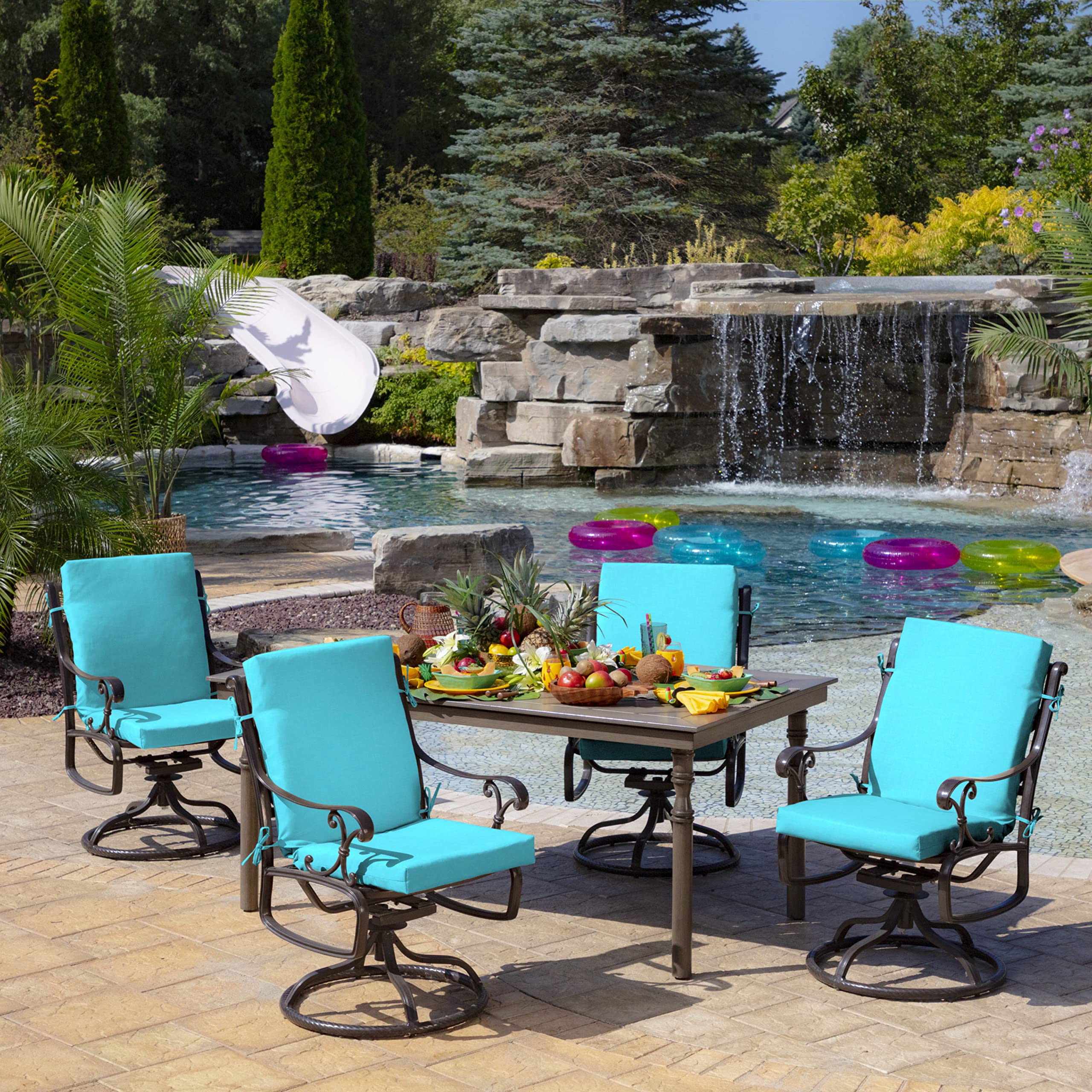 Arden Selections water splash on fabric demonstrating moisture-repellent surface benefit